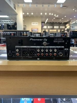 Pioneer - DJM-250MK2 2